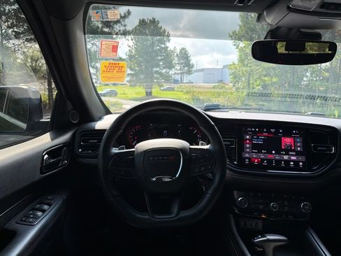 Used 2023 Dodge Durango R/T RWD image 9