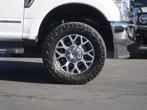 Used 2020 Ford F250 Lariat w/ Lariat Value Package image 4