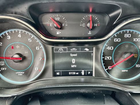 Used 2018 Chevrolet Cruze LS image 23