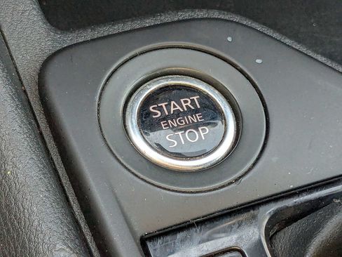 Used 2023 Nissan Sentra S FWD image 30