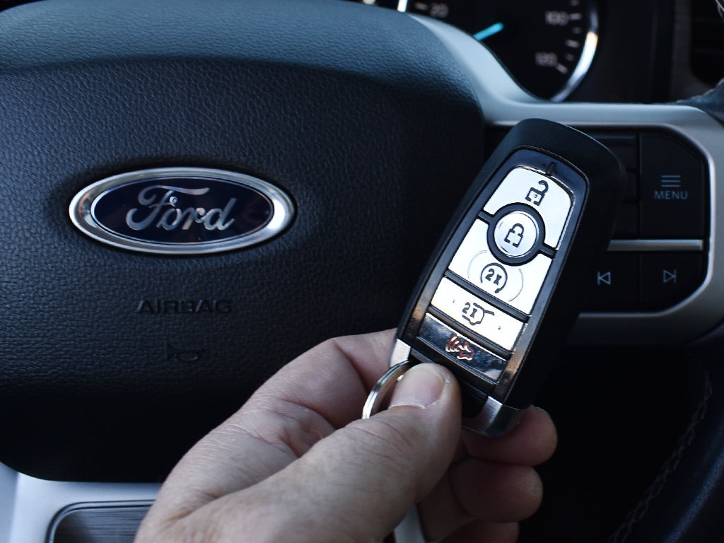 Used 2023 Ford Expedition Limited AWD/4WD image 13