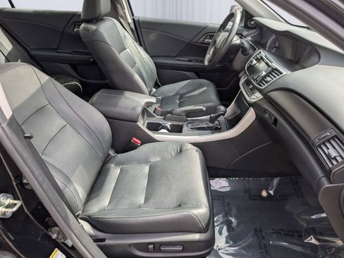 Used 2015 Honda Accord EX-L image 9
