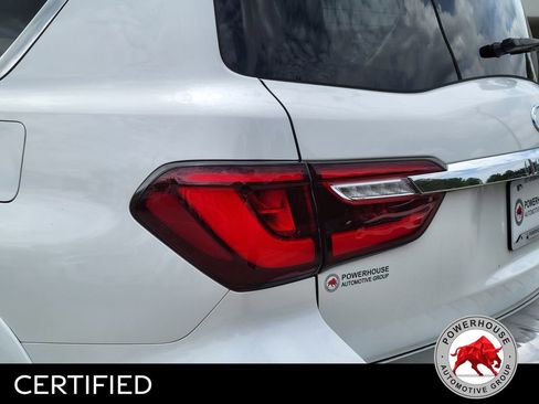 Used 2018 INFINITI QX80 2WD w/ Driver Assistance Package image 13