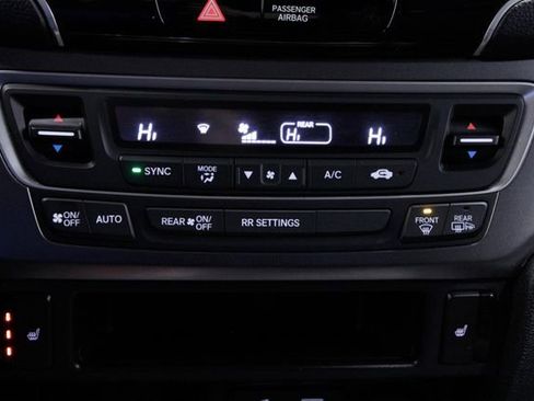 Certified 2024 Honda Passport EX-L image 31