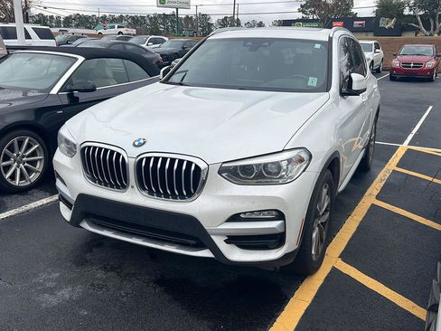 Used 2019 BMW X3 xDrive30i w/ Premium Package image 5