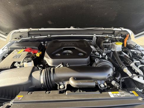 Used 2024 Jeep Wrangler Sahara 4xe w/ Technology Group image 31