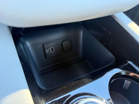 New 2026 Ford Explorer Platinum w/ LUX Leather Package image 19