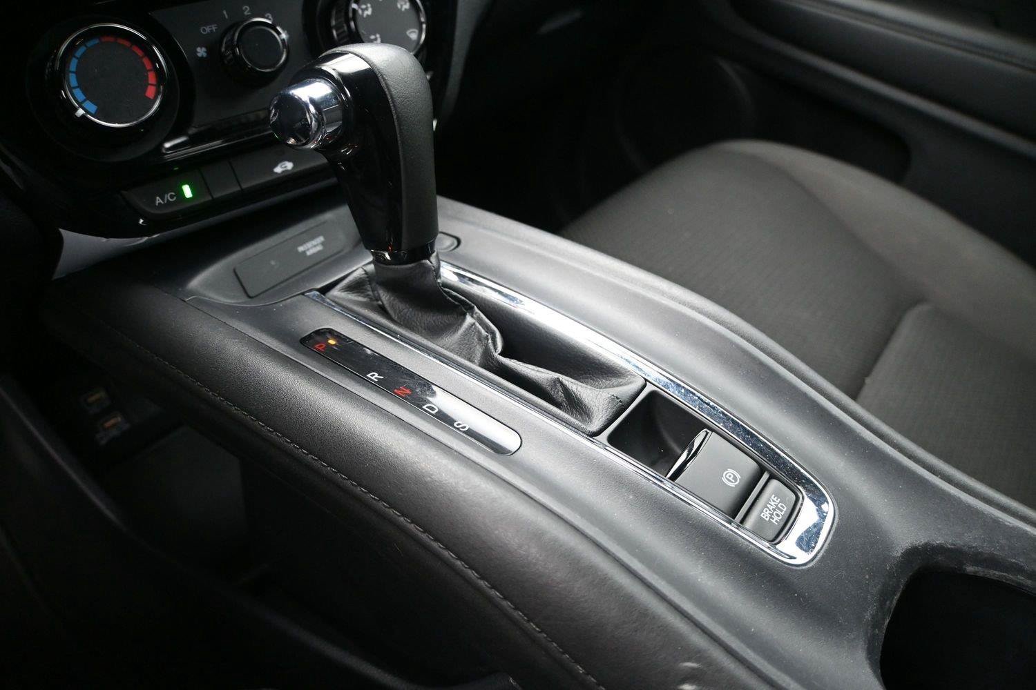 Used 2022 Honda HR-V Sport image 5