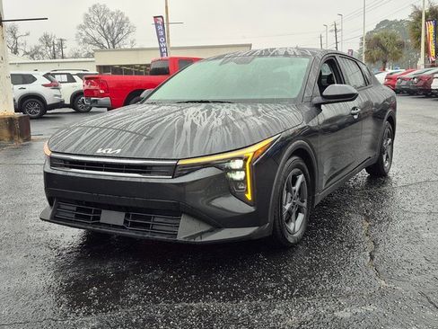 Used 2025 Kia K4 LXS image 6
