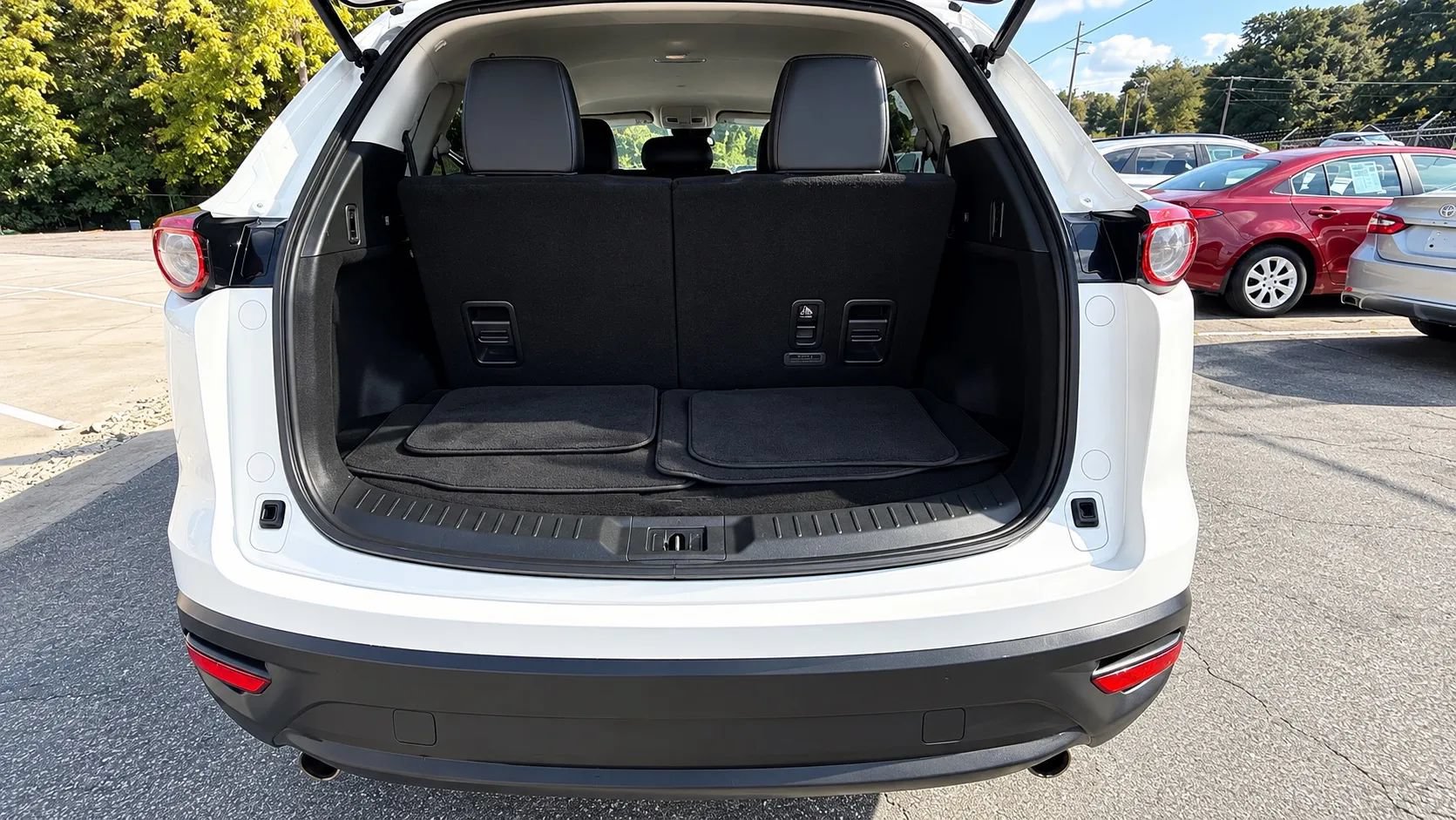 Used 2018 MAZDA CX-9 Touring AWD/4WD image 17