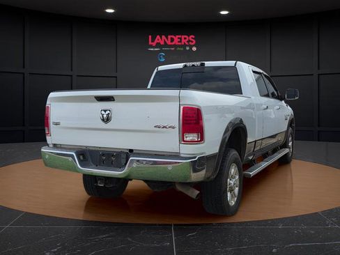 Used 2018 RAM 2500 Laramie w/ Convenience Group AWD/4WD image 4