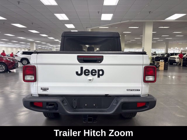 Used 2021 Jeep Gladiator Sport w/ Trailer Tow Package AWD/4WD image 6