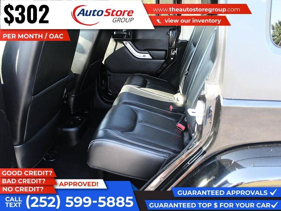 Used 2015 Jeep Wrangler Unlimited Sahara w/ Dual Top Group AWD/4WD image 11