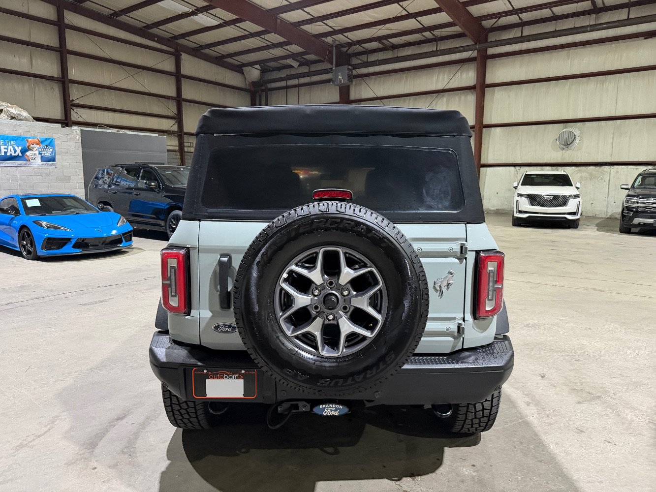 Used 2023 Ford Bronco Badlands AWD/4WD image 6