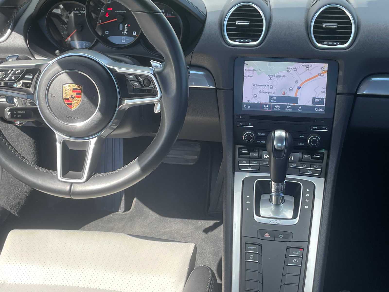 Used 2018 Porsche 718 Cayman RWD image 20