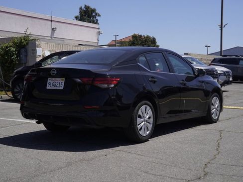 Used 2024 Nissan Sentra S FWD image 4