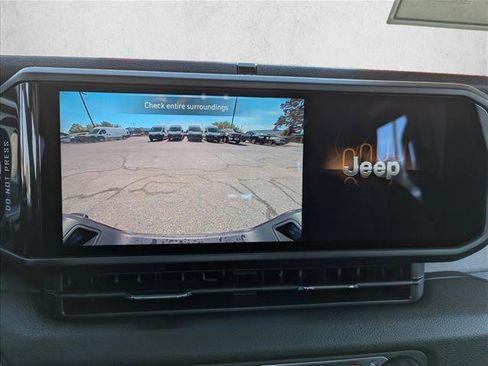 New 2026 Jeep Gladiator Sport AWD/4WD image 18