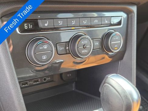 Used 2019 Volkswagen Tiguan SEL AWD/4WD image 24