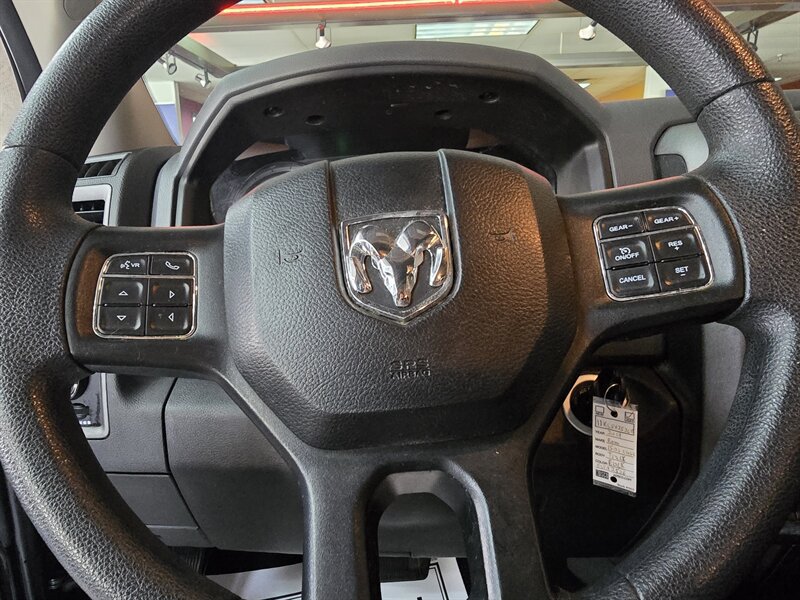 Used 2019 RAM 1500 Express w/ Express Value Package AWD/4WD image 21