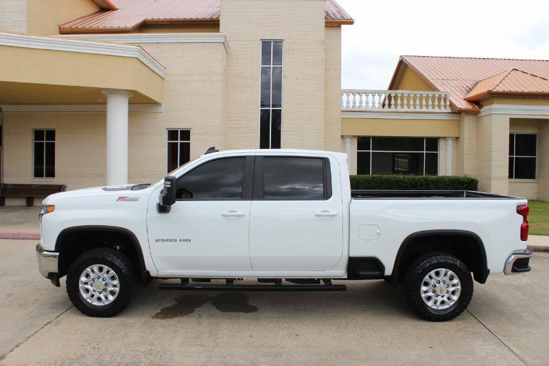 Used 2022 Chevrolet Silverado 2500 LT w/ Convenience Package AWD/4WD image 10