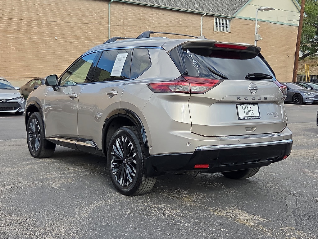 Used 2026 Nissan Rogue Platinum w/ Platinum Premium Package AWD/4WD image 4