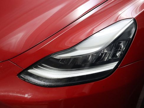 Used 2023 Tesla Model Y Long Range image 8