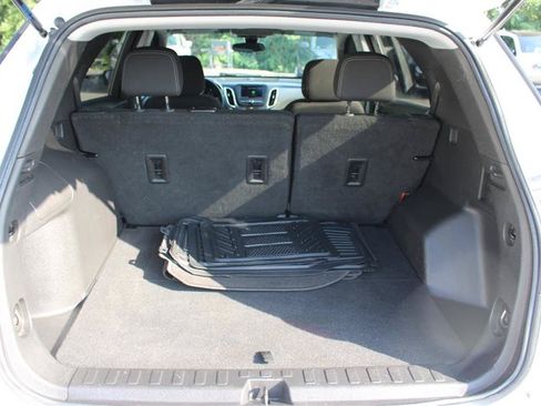 Used 2022 Chevrolet Equinox LT FWD image 12