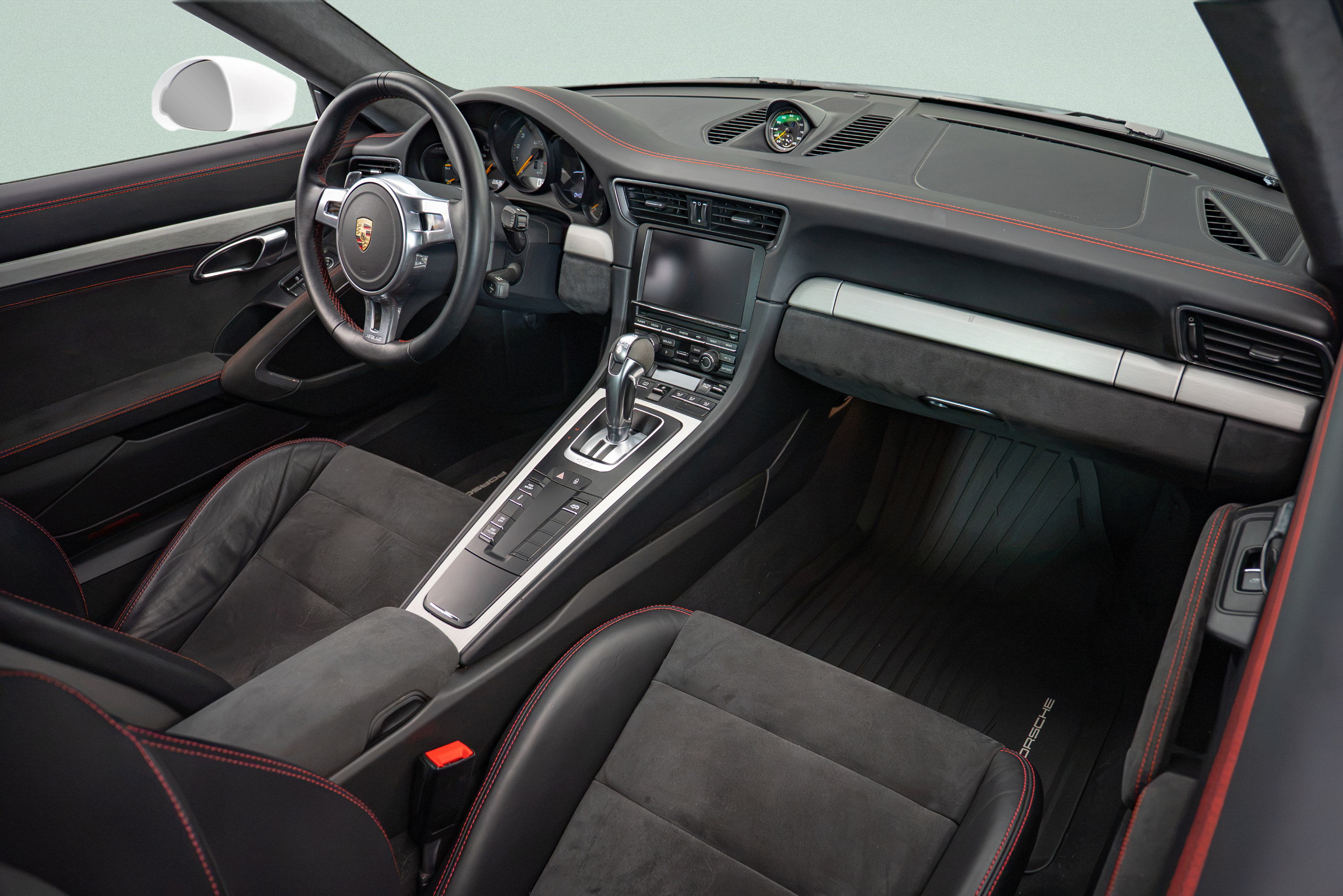 Used 2014 Porsche 911 GT3 RWD image 8