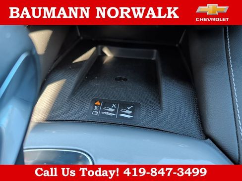 Used 2024 Chevrolet Blazer LT w/ Convenience Package image 37