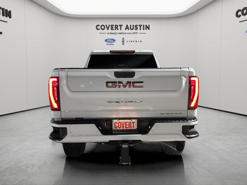 Used 2024 GMC Sierra 2500 Denali w/ Technology Package image 4