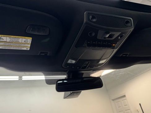 Used 2017 Ford F150 Raptor w/ Equipment Group 802A Luxury image 27