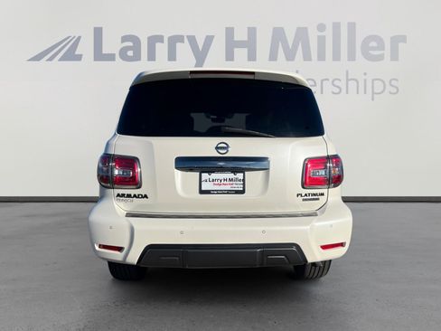 Used 2018 Nissan Armada Platinum w/ Captain Seat Package image 4