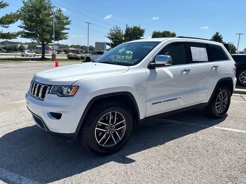Used 2022 Jeep Grand Cherokee Limited AWD/4WD image 14