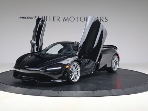 New 2026 McLaren 750S Spider RWD image 13