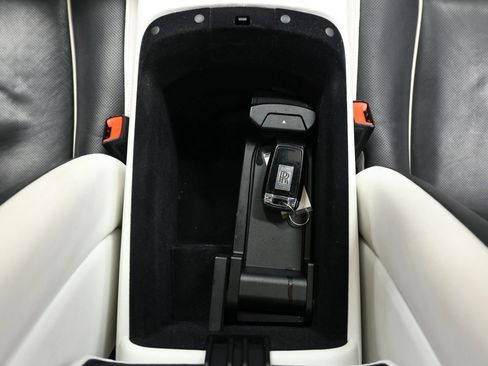 Used 2017 Rolls-Royce Ghost image 53