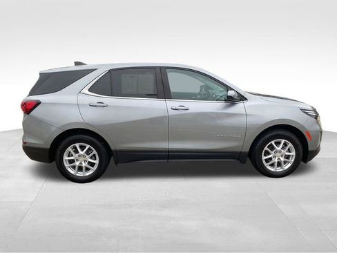 Used 2023 Chevrolet Equinox LT FWD image 8