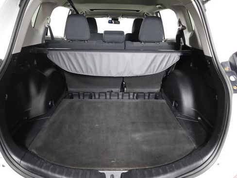 Used 2017 Toyota RAV4 XLE w/ Protection Package AWD/4WD image 18