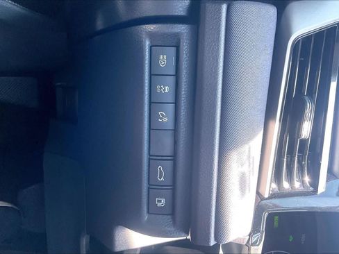 Used 2026 Toyota Camry LE w/ Convenience Package FWD image 33
