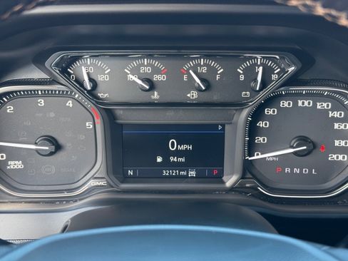 Used 2023 GMC Sierra 2500 AT4 image 22