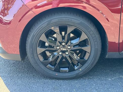 Certified 2024 Kia Carnival SX Prestige FWD image 9