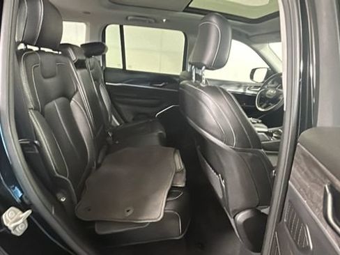 Used 2023 Jeep Grand Cherokee 4WD 4xe image 29