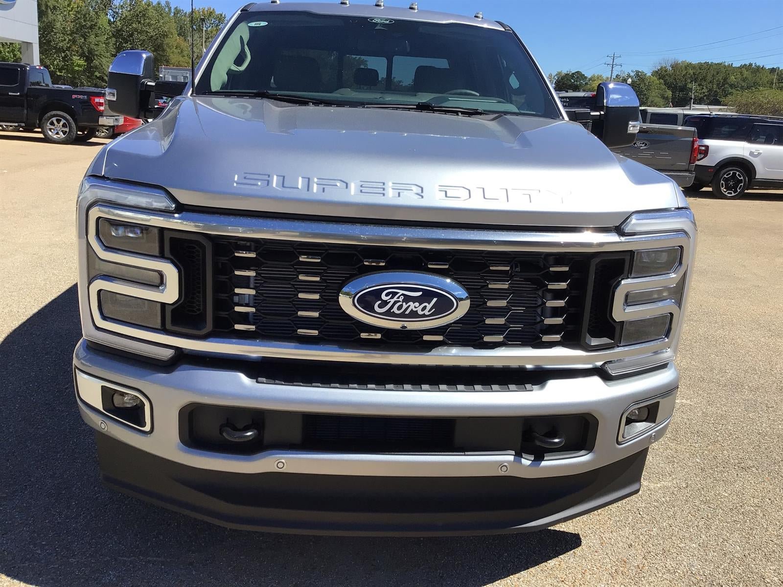 New 2027 Ford F350 Platinum w/ Platinum Plus Package AWD/4WD image 7