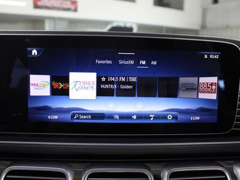 Used 2026 Mercedes-Benz GLS 580 4MATIC image 26