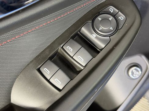 Used 2024 Chevrolet TrailBlazer RS w/ Convenience Package image 23