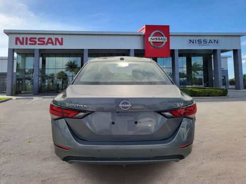 Used 2024 Nissan Sentra SV FWD image 3