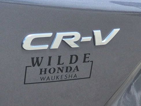 Used 2017 Honda CR-V LX image 11