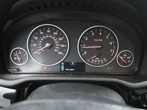 Used 2016 BMW X3 xDrive28i AWD/4WD image 3