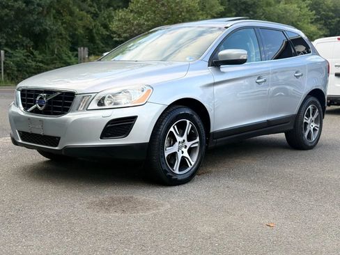 Used 2012 Volvo XC60 T6 AWD/4WD image 3