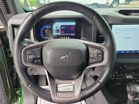 Used 2024 Ford Bronco Everglades image 23