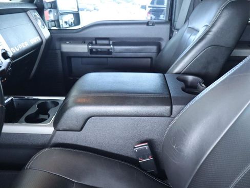 Used 2016 Ford F250 Lariat w/ Chrome Package AWD/4WD image 17